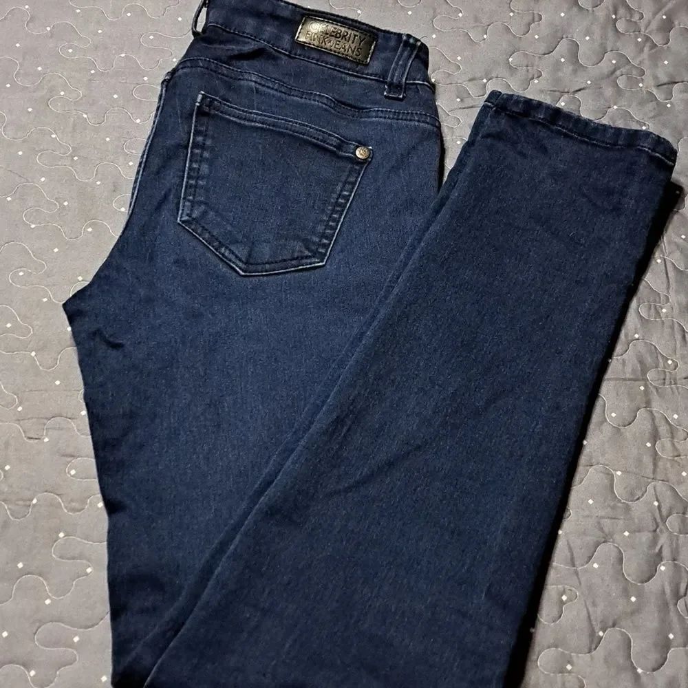 Celebrity Pink Jeans low rise skinny jeans size 5